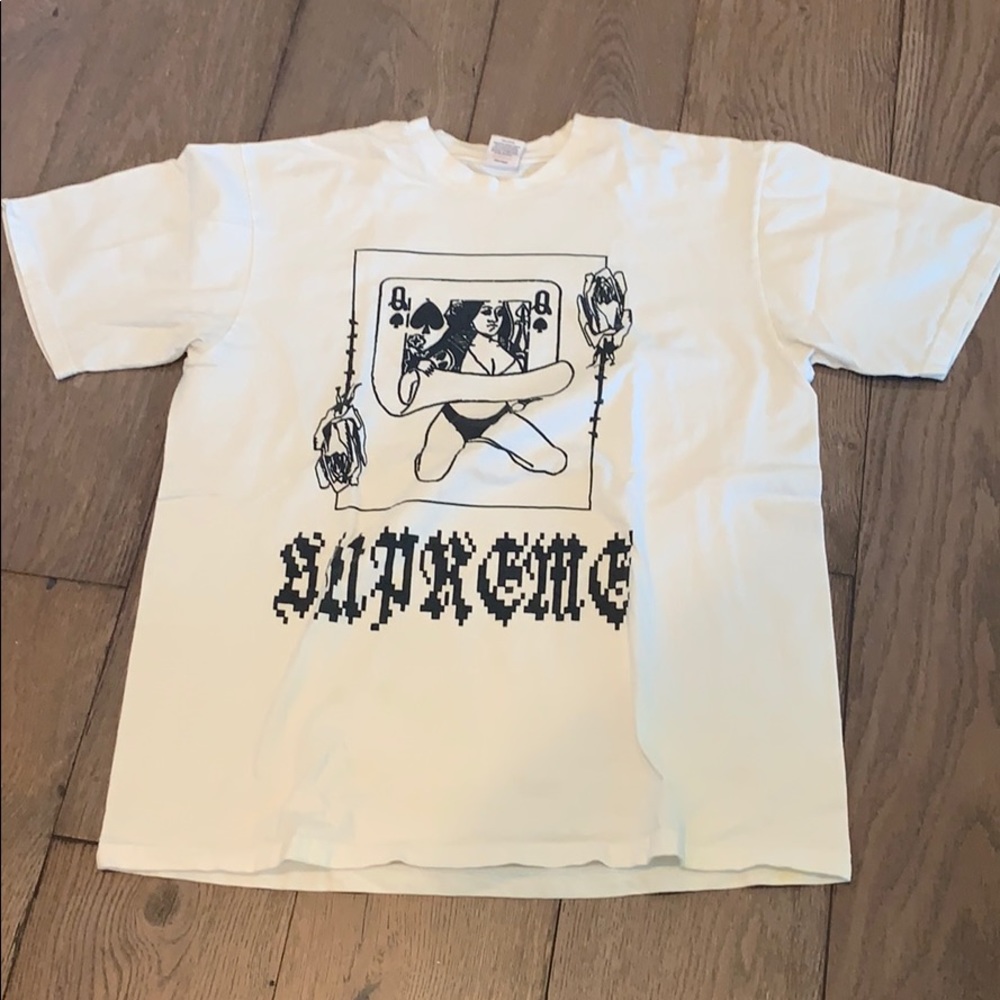 Supreme queen card girl last season.